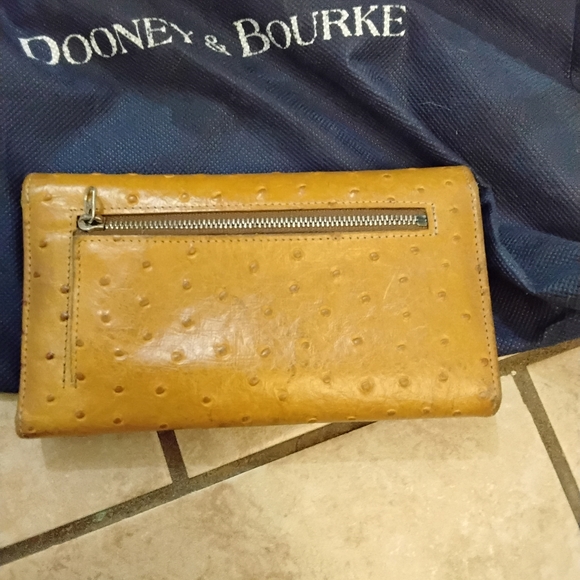 Dooney Bourke Vintage Ostrich w Bamboo Handles extra shoulder strap w/Wallet - Picture 6 of 8